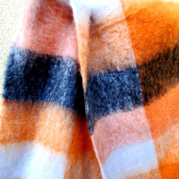 Cozy Wool Blend Shawl Winter Scarf Fringe Orange Black White 75 x 20 In Chunky - Picture 8 of 10